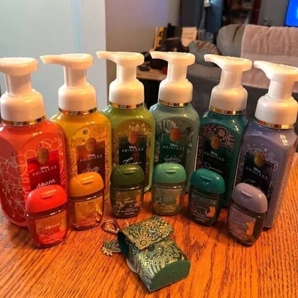 👑NEW👑 Jasmine Snapcase Disney Princess Bath & Body Works PocketBac Holder - Picture 5 of 5